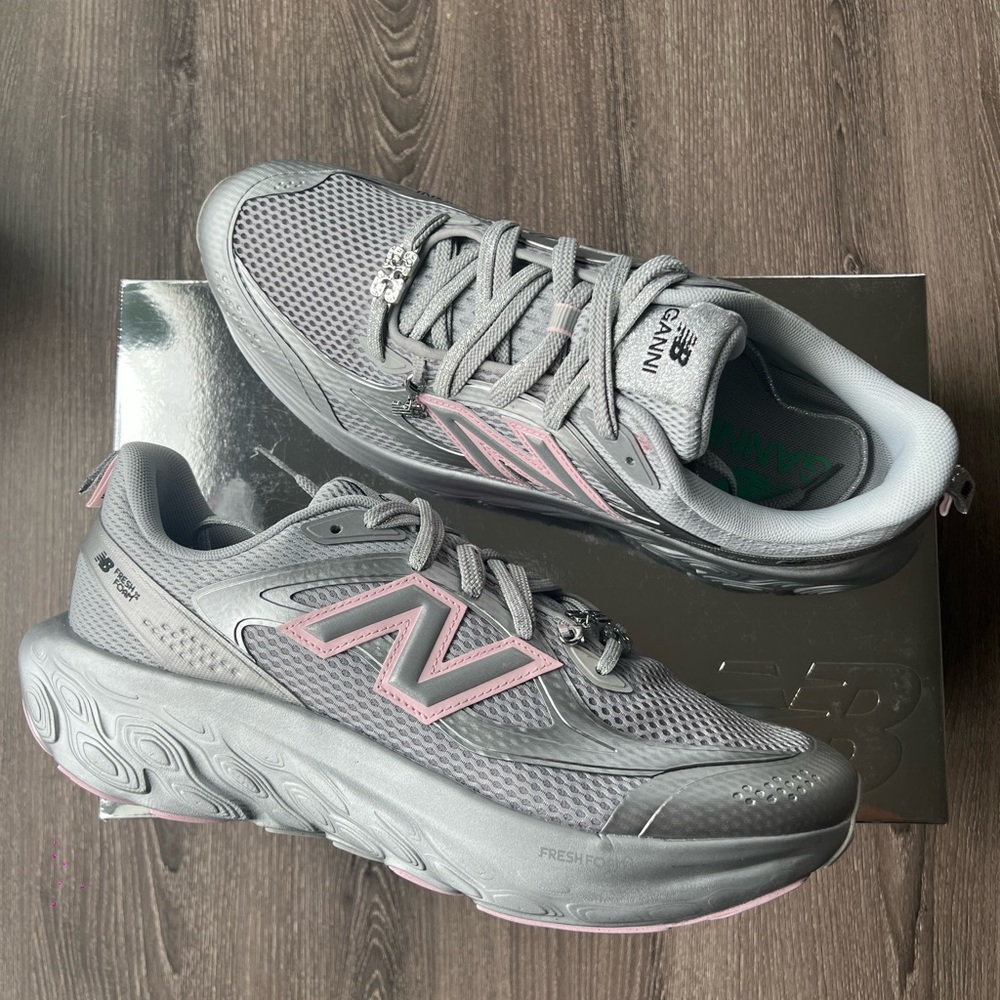 Size 12 Men’s/ 13.5 Womens- New Balance GANNI x Fresh Foam Silver Metallic